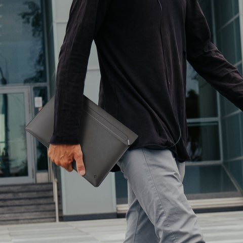 Valentinus S Laptop Pouch